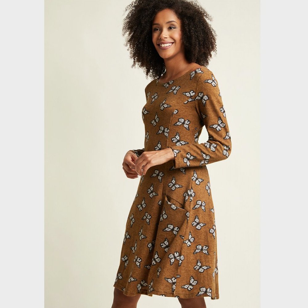 NWT ModCloth Can't Wing 'Em All Sweater Dress, Brown Knit Print in Small